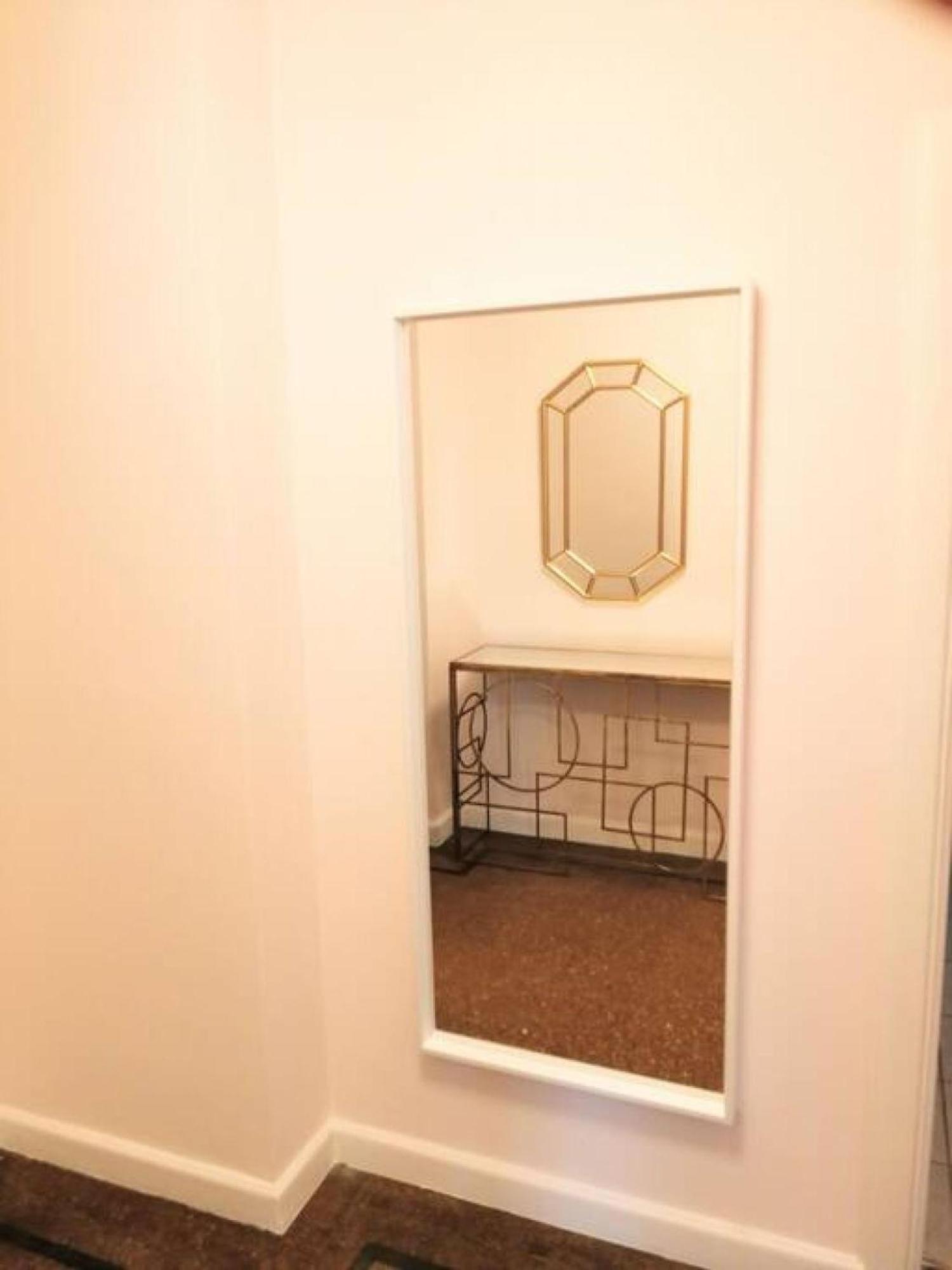 Elegant Apartment In Syntagma Square Афины Экстерьер фото