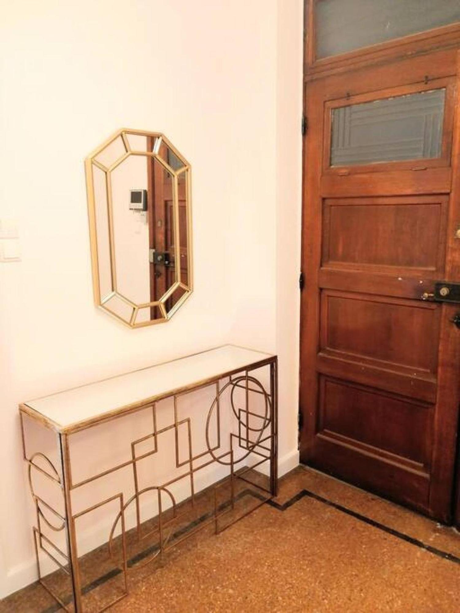 Elegant Apartment In Syntagma Square Афины Экстерьер фото