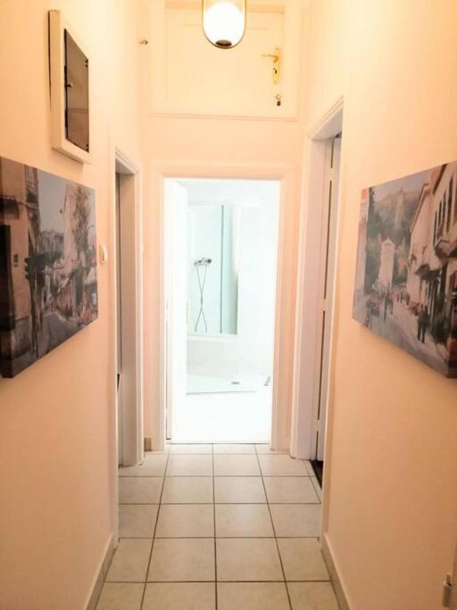 Elegant Apartment In Syntagma Square Афины Экстерьер фото