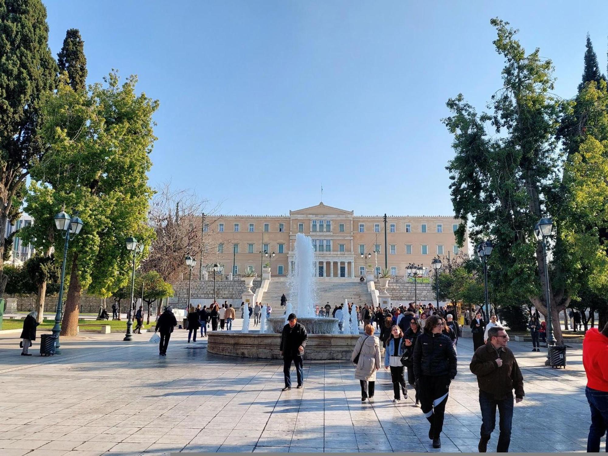 Elegant Apartment In Syntagma Square Афины Экстерьер фото